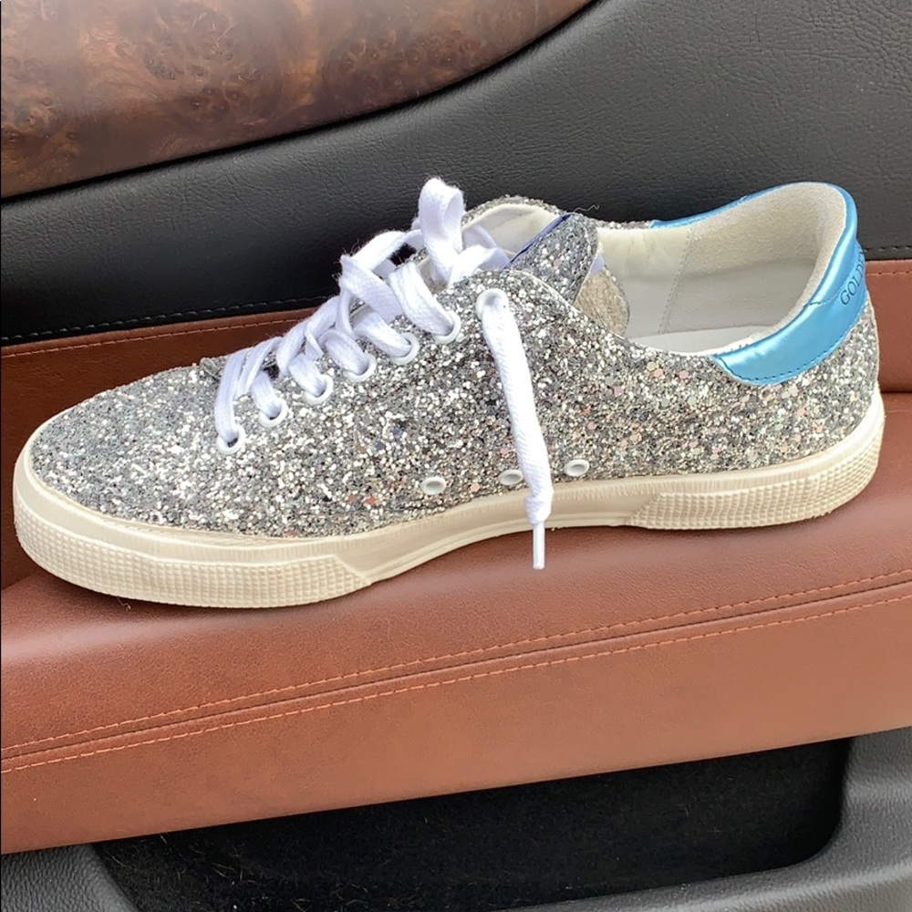 Golden Goose size 39 Women’s sneaker